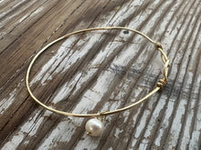 Load image into Gallery viewer, Pearl bangle