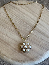 Load image into Gallery viewer, The Petal