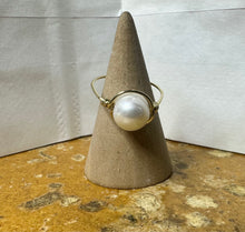 Load image into Gallery viewer, The Solo Pearl
