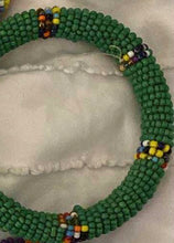 Load image into Gallery viewer, Beaded phone/keychain bangles