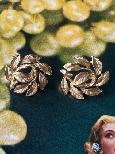 Napier gold tone leaves