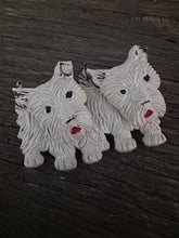 Load image into Gallery viewer, Celluloid Scottie brooch