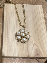 Load image into Gallery viewer, The Petal