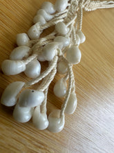 Load image into Gallery viewer, Waterfall style shell macramé necklace