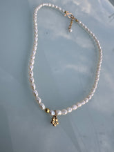 Load image into Gallery viewer, The Belle choker