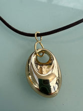 Load image into Gallery viewer, Leather pendant necklaces