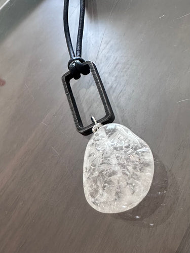 Crackle quartz