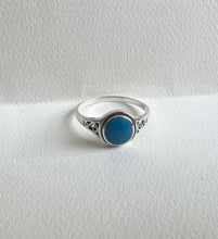 Load image into Gallery viewer, Turquoise &amp; Sterling ring size 11.5