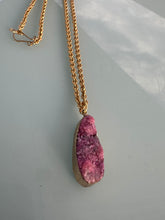 Load image into Gallery viewer, Pink Druzy