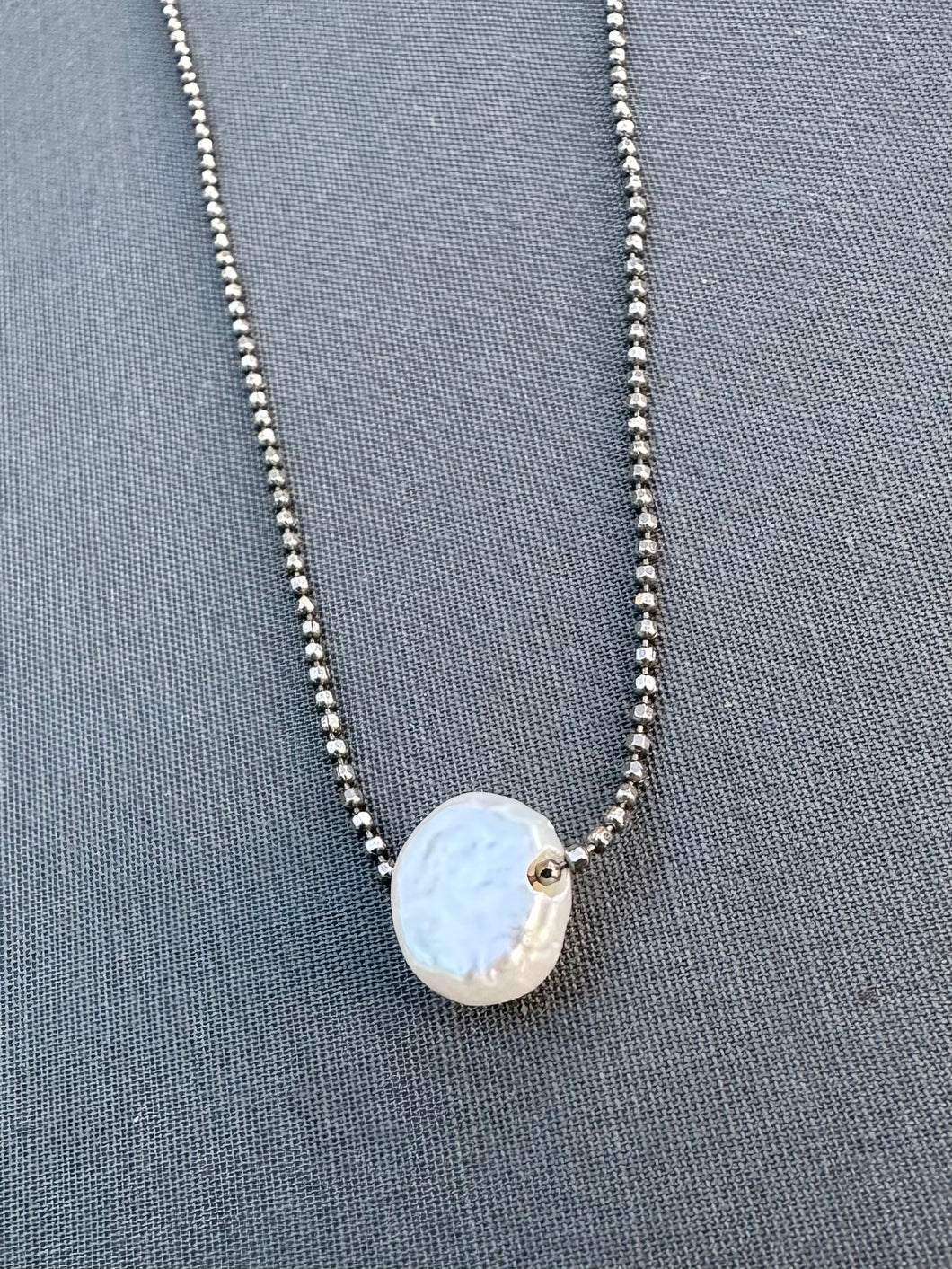 Sliding pearl