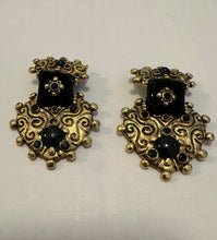 Load image into Gallery viewer, Jacky de G 80’s ornate heart earrings