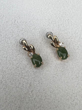 Load image into Gallery viewer, Jade drop earrings