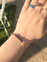 Load image into Gallery viewer, Garnet beaded bracelet
