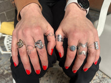 Load image into Gallery viewer, The Mo