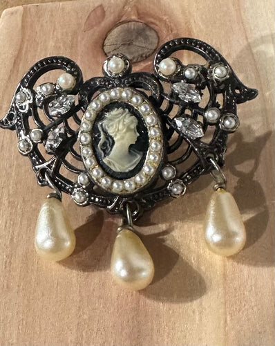 Vintage Furla Italy Silver Tone Cameo Dangle Brooch Pin
