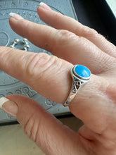 Load image into Gallery viewer, Turquoise &amp; Sterling ring size 11.5