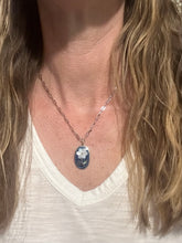 Load image into Gallery viewer, The Calla