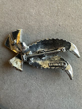 Load image into Gallery viewer, Gerry’s two leaves brooch