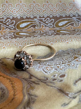 Load image into Gallery viewer, The Queenie (size 8)