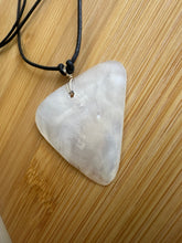 Load image into Gallery viewer, Leather pendant necklaces