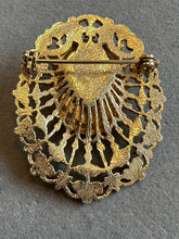 Load image into Gallery viewer, Fliagree with pink flower Brooch