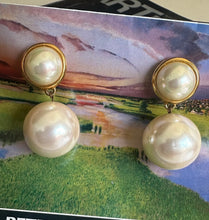 Load image into Gallery viewer, Carolee pearl drop clip-ons