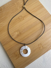 Load image into Gallery viewer, Leather pendant necklaces