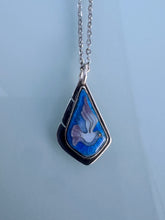 Load image into Gallery viewer, The Dove