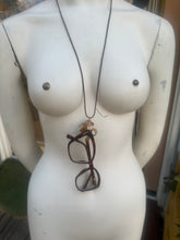 Load image into Gallery viewer, The Glasses holder leather necklace