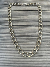 Load image into Gallery viewer, Statement goldtone Chain