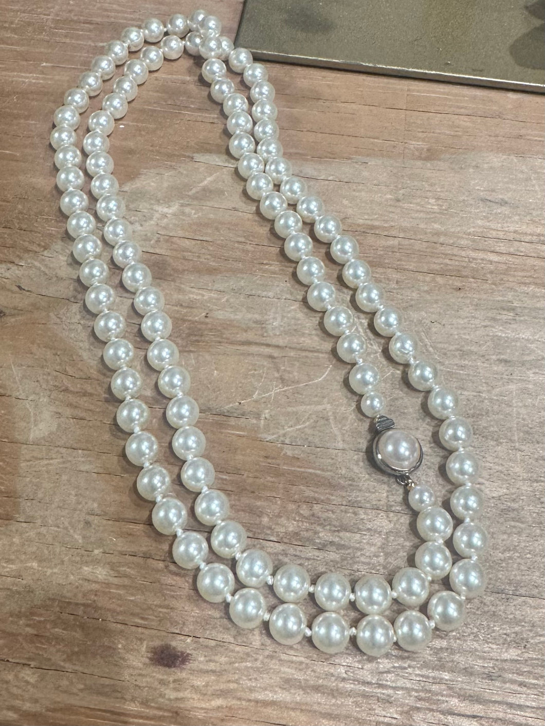 Knotted vintage pearls
