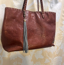 Load image into Gallery viewer, Leather tassel