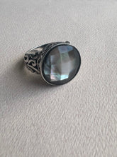 Load image into Gallery viewer, Moonstone ring size 6