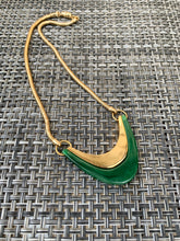 Load image into Gallery viewer, Modernist green necklace