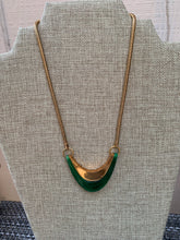 Load image into Gallery viewer, Modernist green necklace