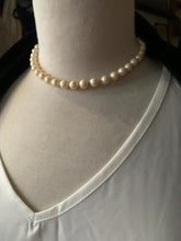 Load image into Gallery viewer, Pearl necklace