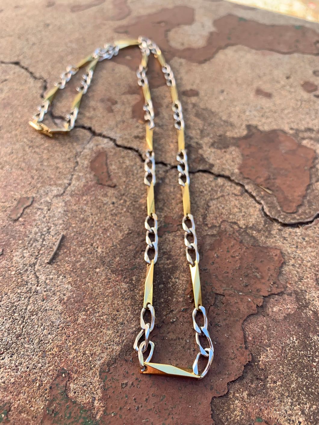 Two-tone Napier chain