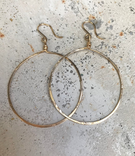 Medium hoops (gold or silver)