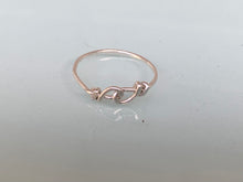 Load image into Gallery viewer, Sterling love knot ring