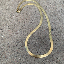 Load image into Gallery viewer, Herringbone chain