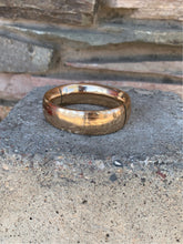 Load image into Gallery viewer, Wide etched gold bangle
