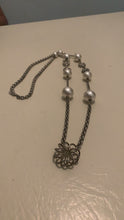 Load image into Gallery viewer, Vintage 60’s long necklace