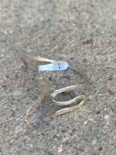 Load image into Gallery viewer, Sterling snake ring (adjustable)